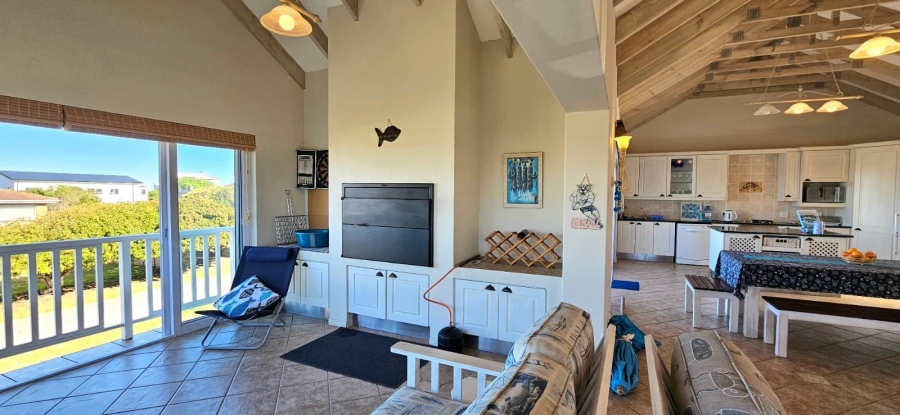 3 Bedroom Property for Sale in Franskraal Western Cape